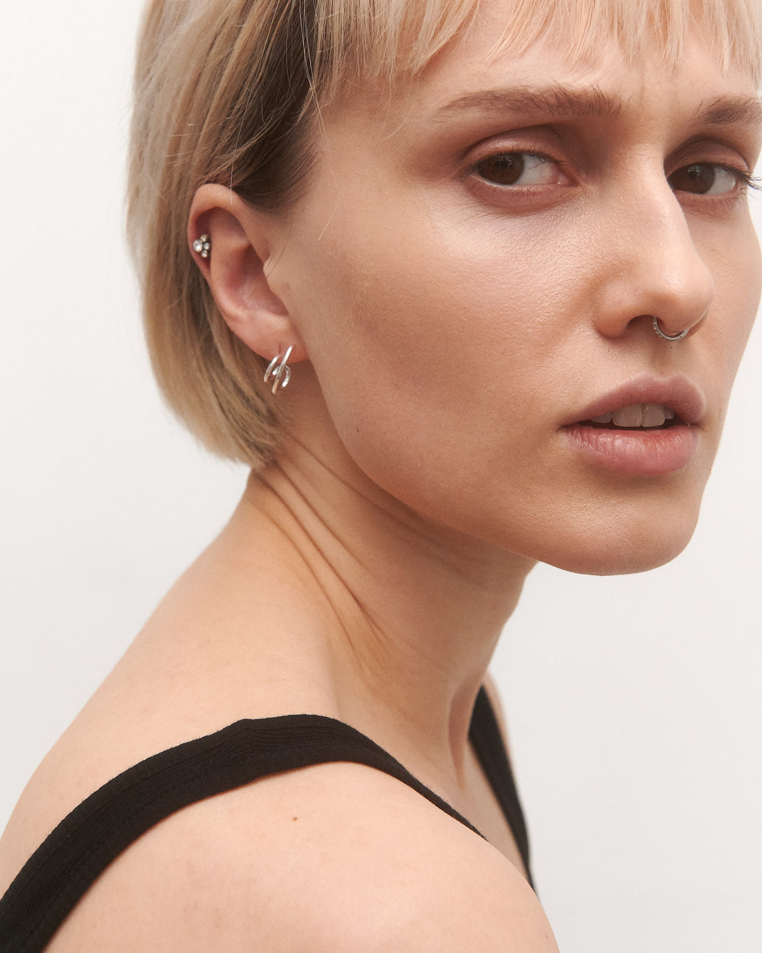 LEAH STUD EARRINGS 